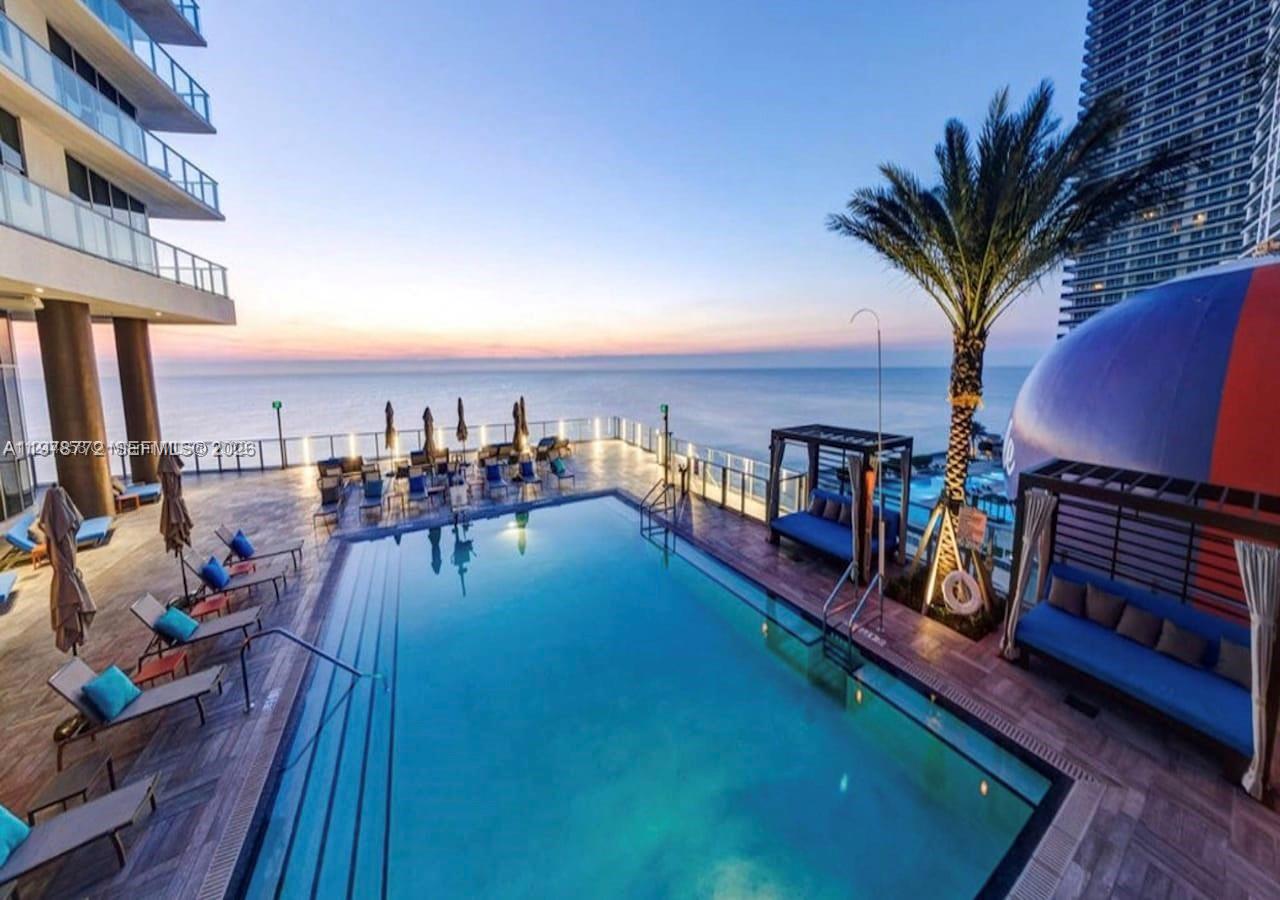 4111 SOUTH OCEAN DRIVE CO - Residential