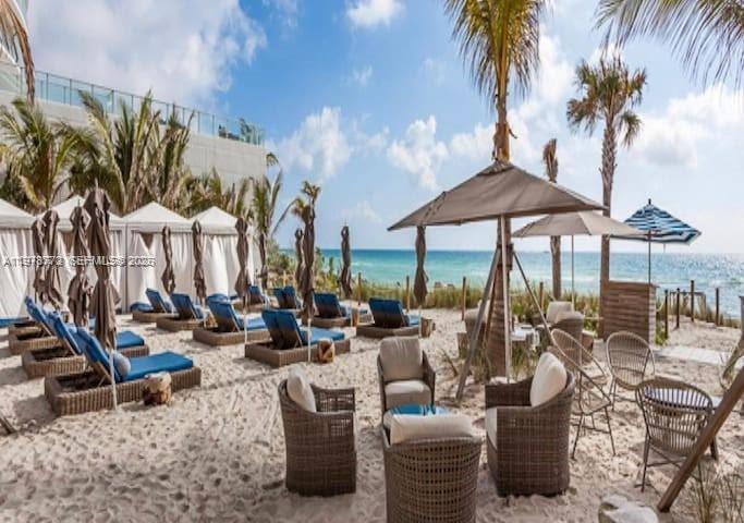 4111 SOUTH OCEAN DRIVE CO - Residential