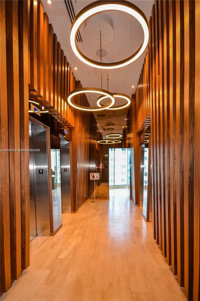 4111 SOUTH OCEAN DRIVE CO - Residential