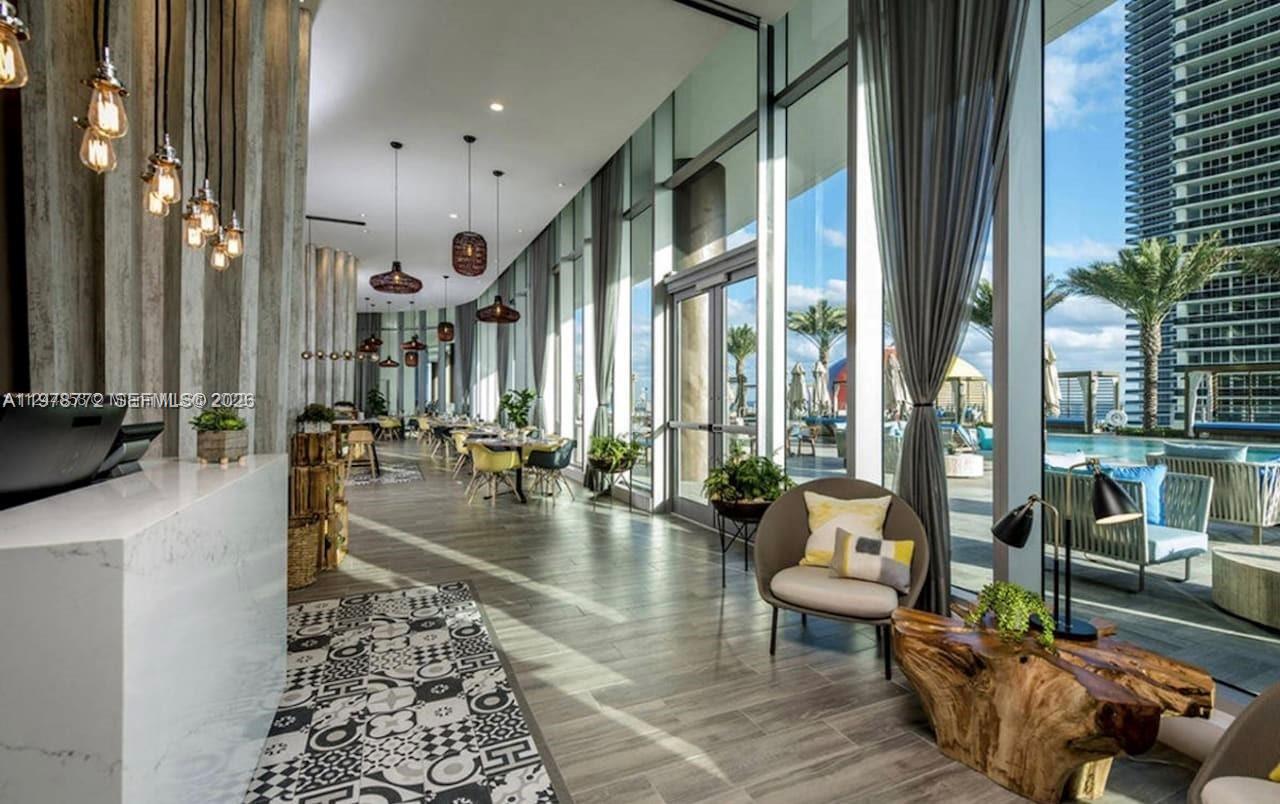 4111 SOUTH OCEAN DRIVE CO - Residential