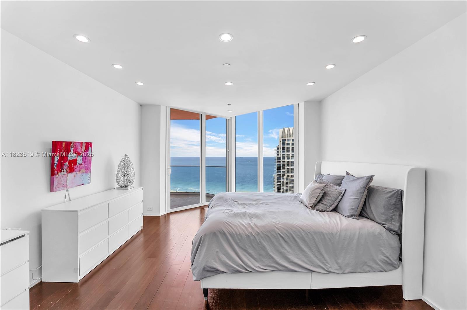 PORTOFINO TOWER CONDO - Residential