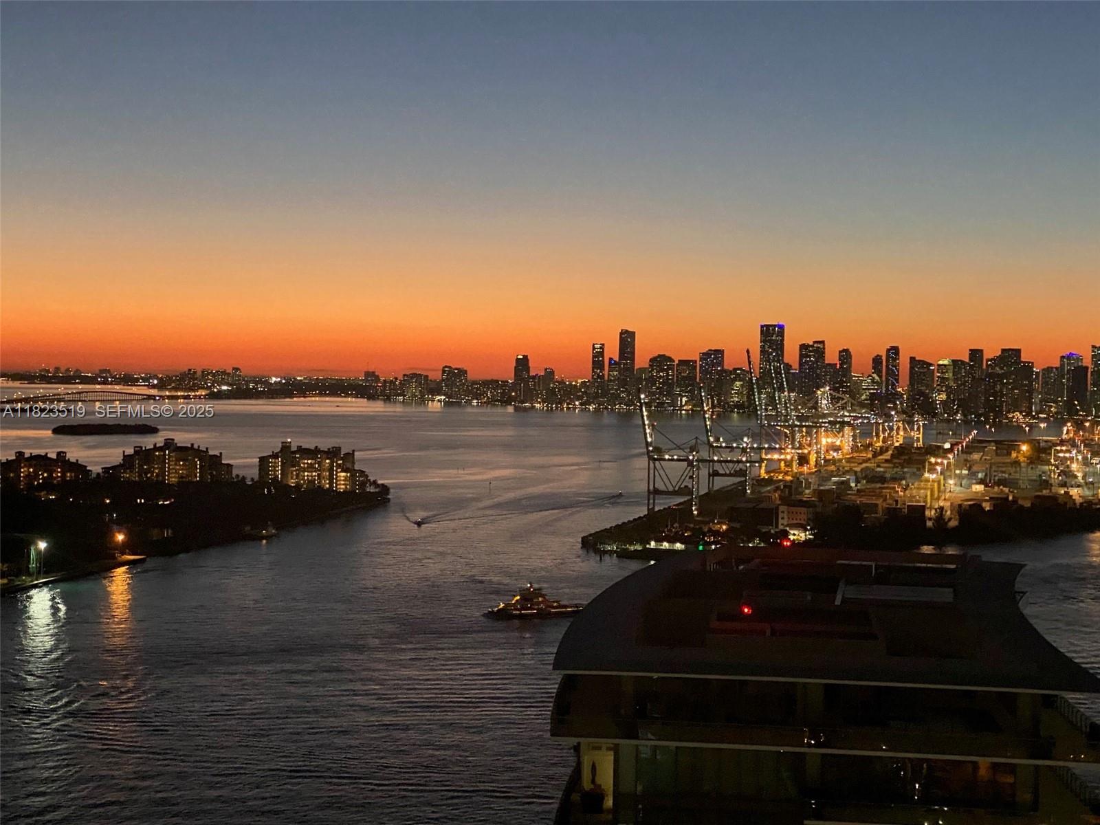 PORTOFINO TOWER CONDO - Residential