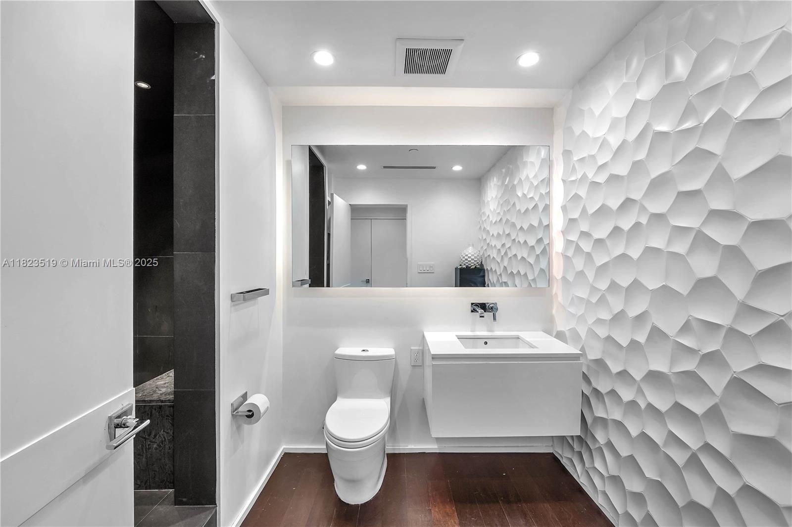 PORTOFINO TOWER CONDO - Residential
