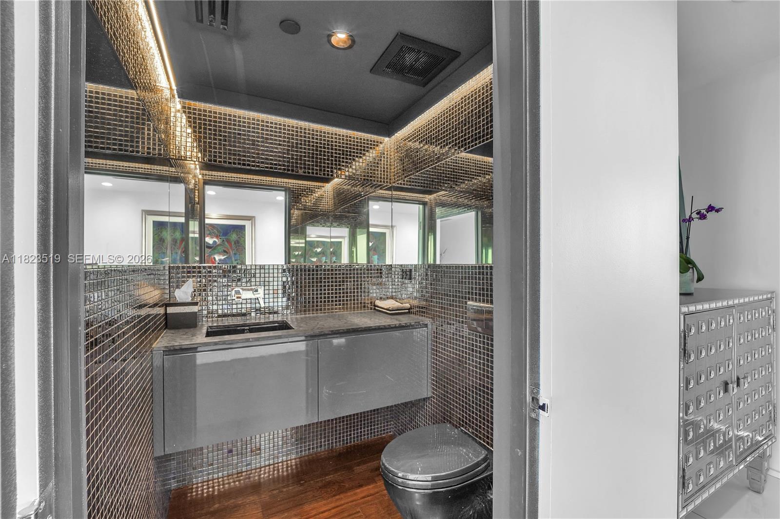 PORTOFINO TOWER CONDO - Residential