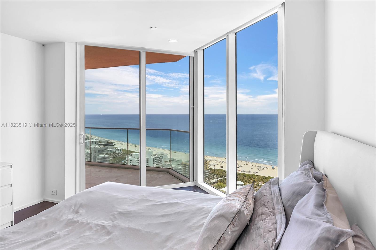 PORTOFINO TOWER CONDO - Residential