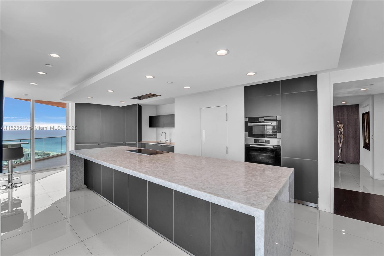 PORTOFINO TOWER CONDO - Residential