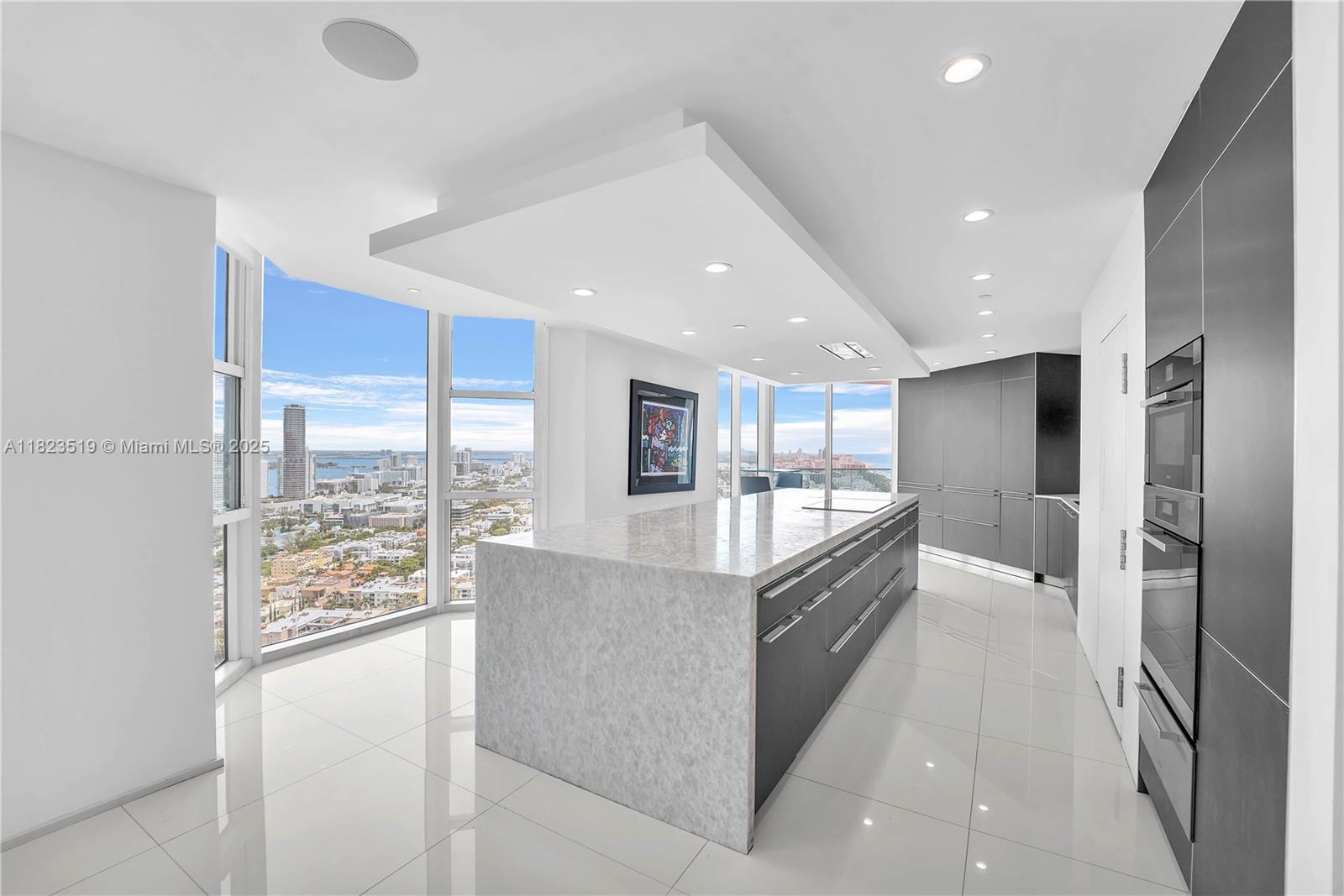 PORTOFINO TOWER CONDO - Residential