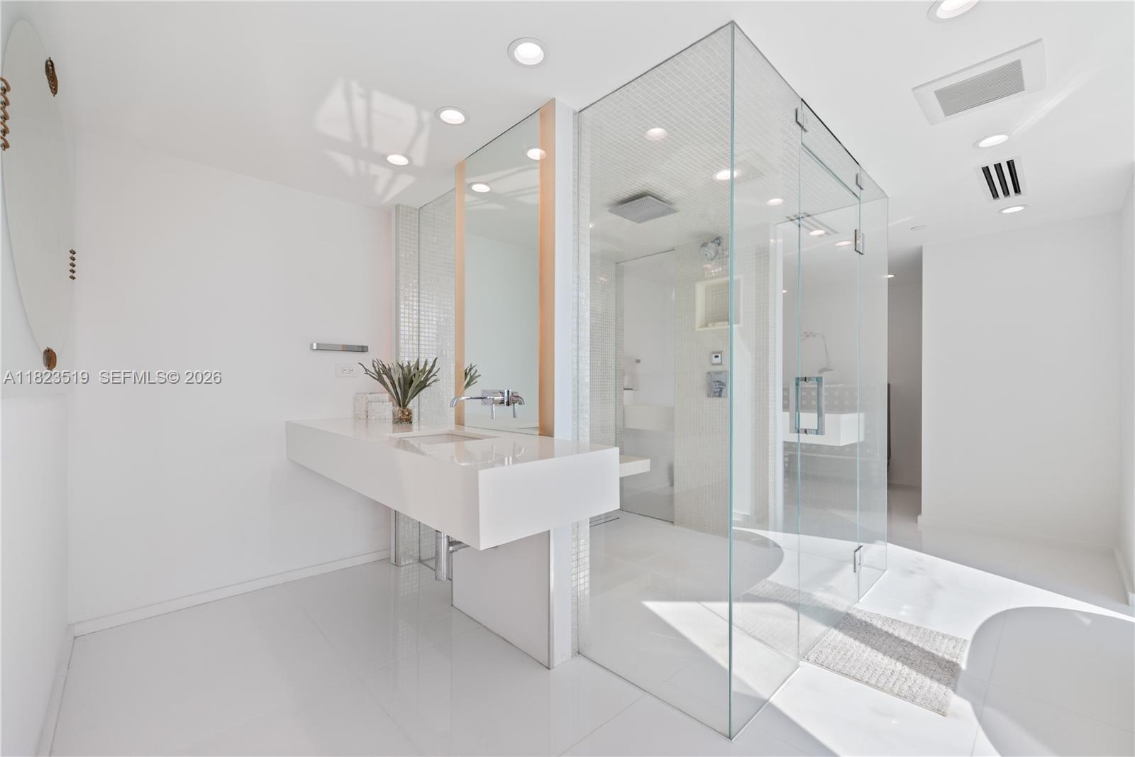 PORTOFINO TOWER CONDO - Residential