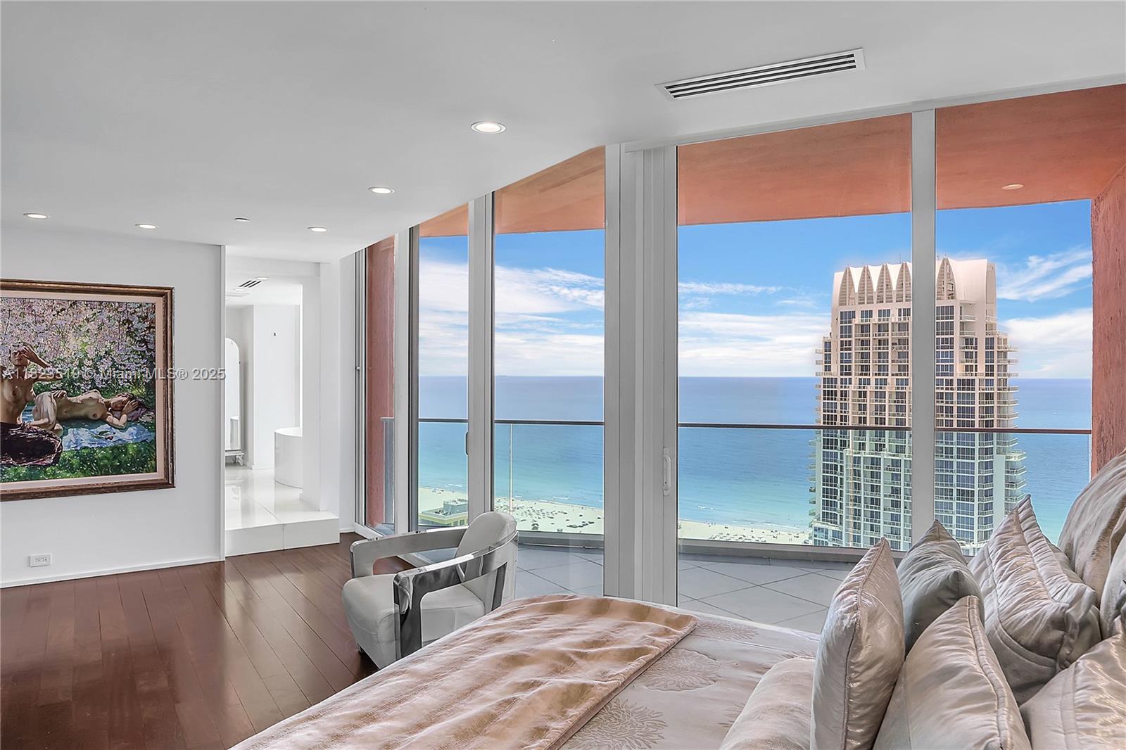 PORTOFINO TOWER CONDO - Residential