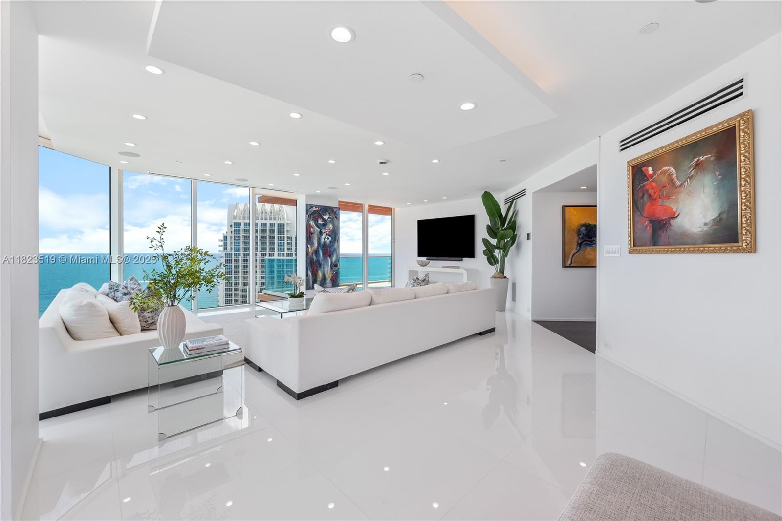 PORTOFINO TOWER CONDO - Residential