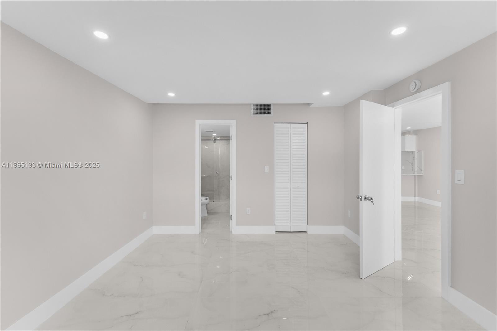 LINCOLN WEST TOWERS CONDO - Residential