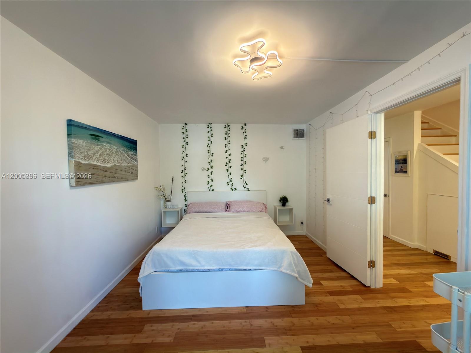 1001 Three Islands Blvd 31