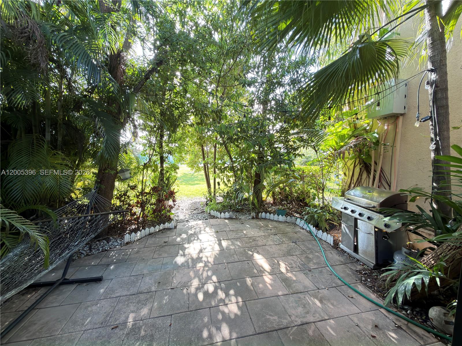 DESOTO PARK NORTH CONDO - Residential Lease