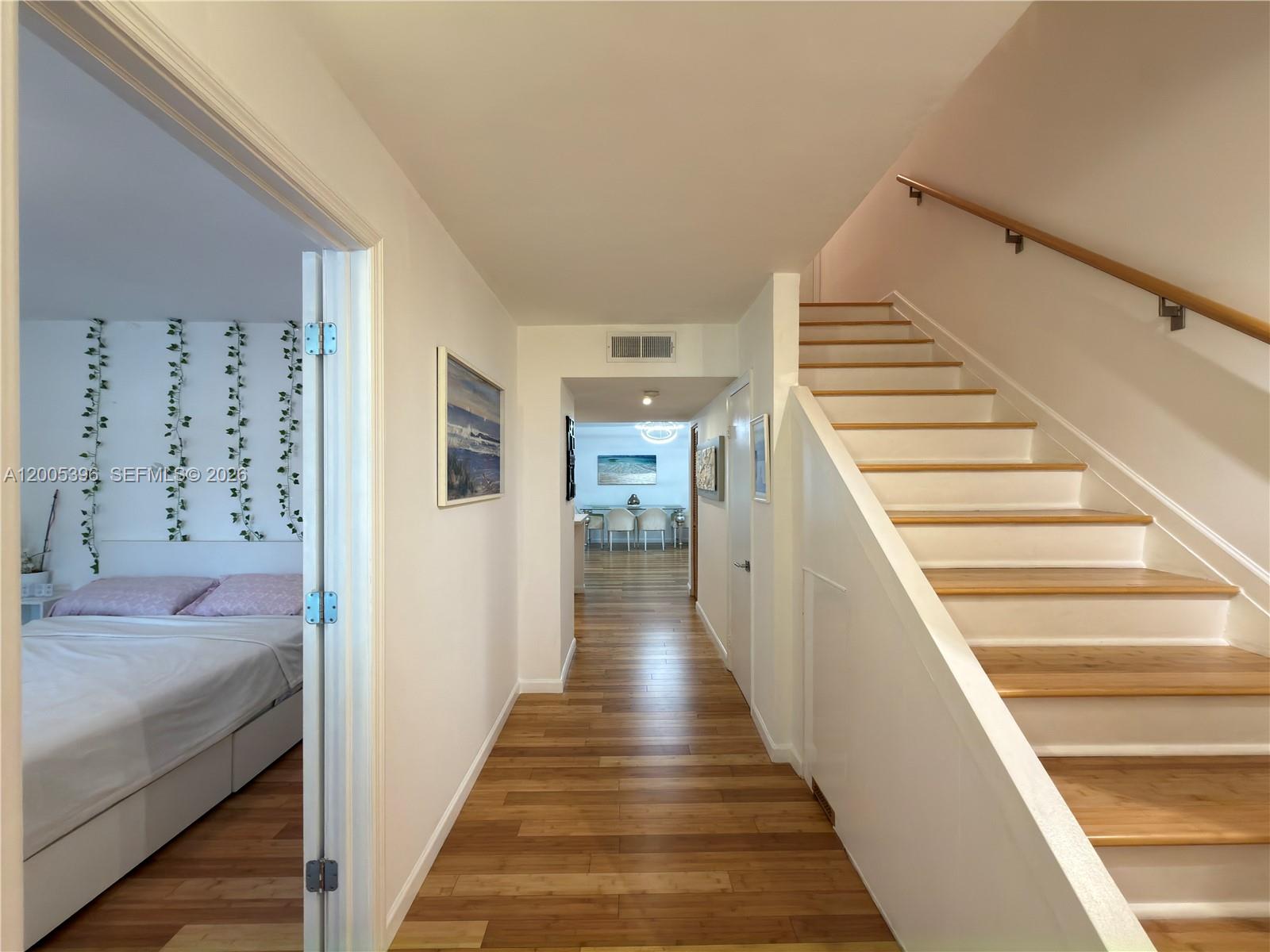 1001 Three Islands Blvd 31