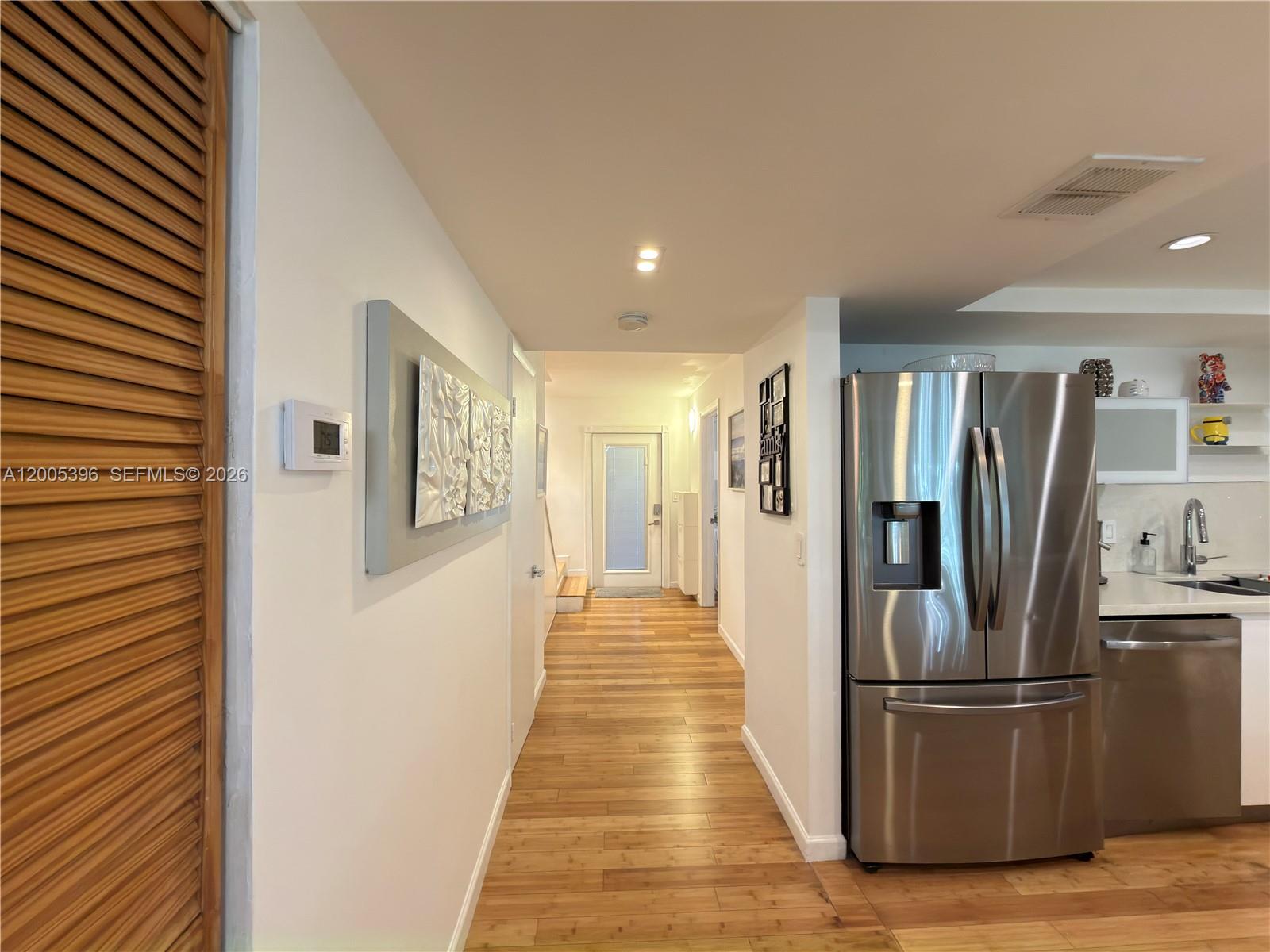 DESOTO PARK NORTH CONDO - Residential Lease