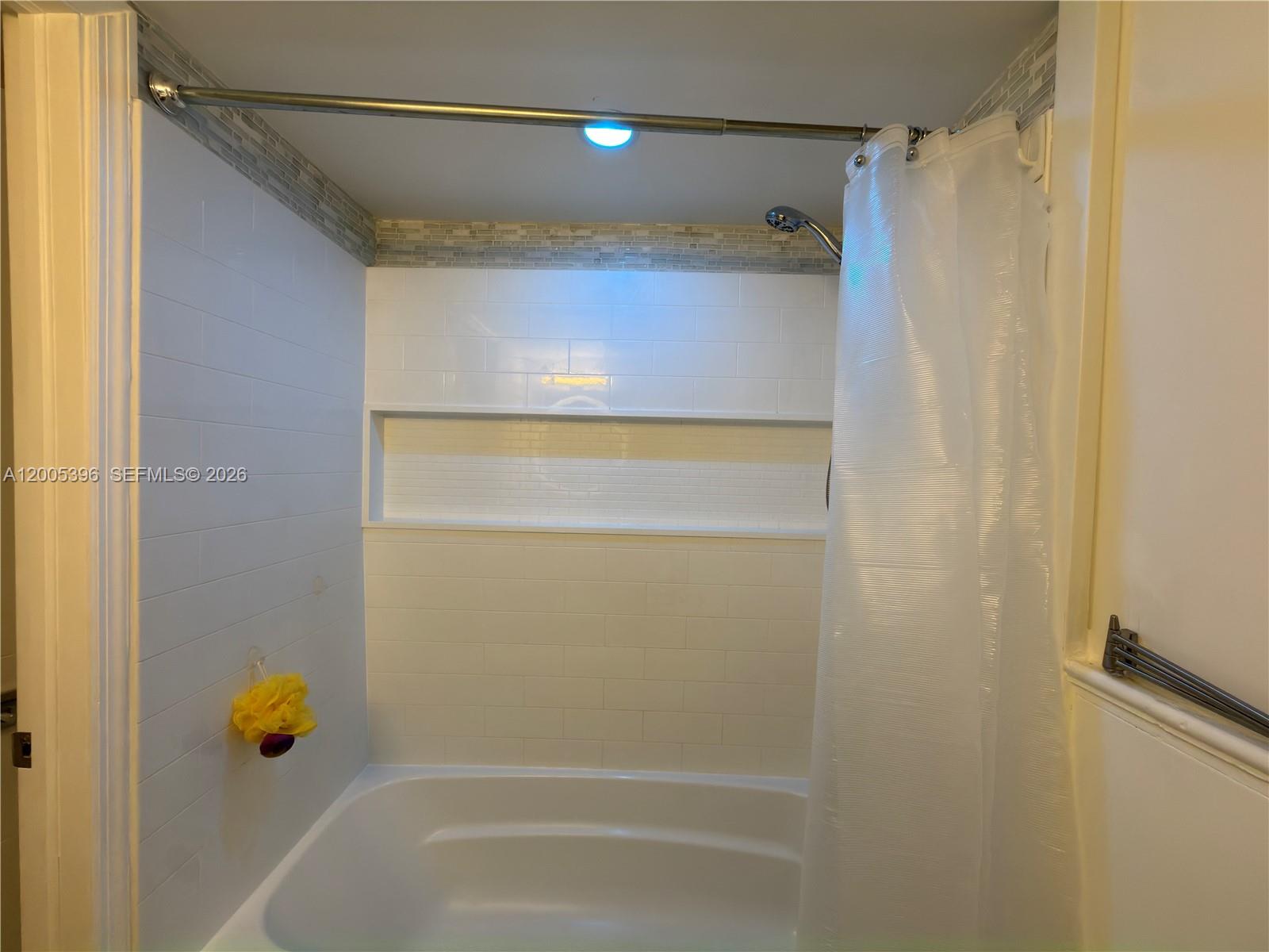 DESOTO PARK NORTH CONDO - Residential Lease