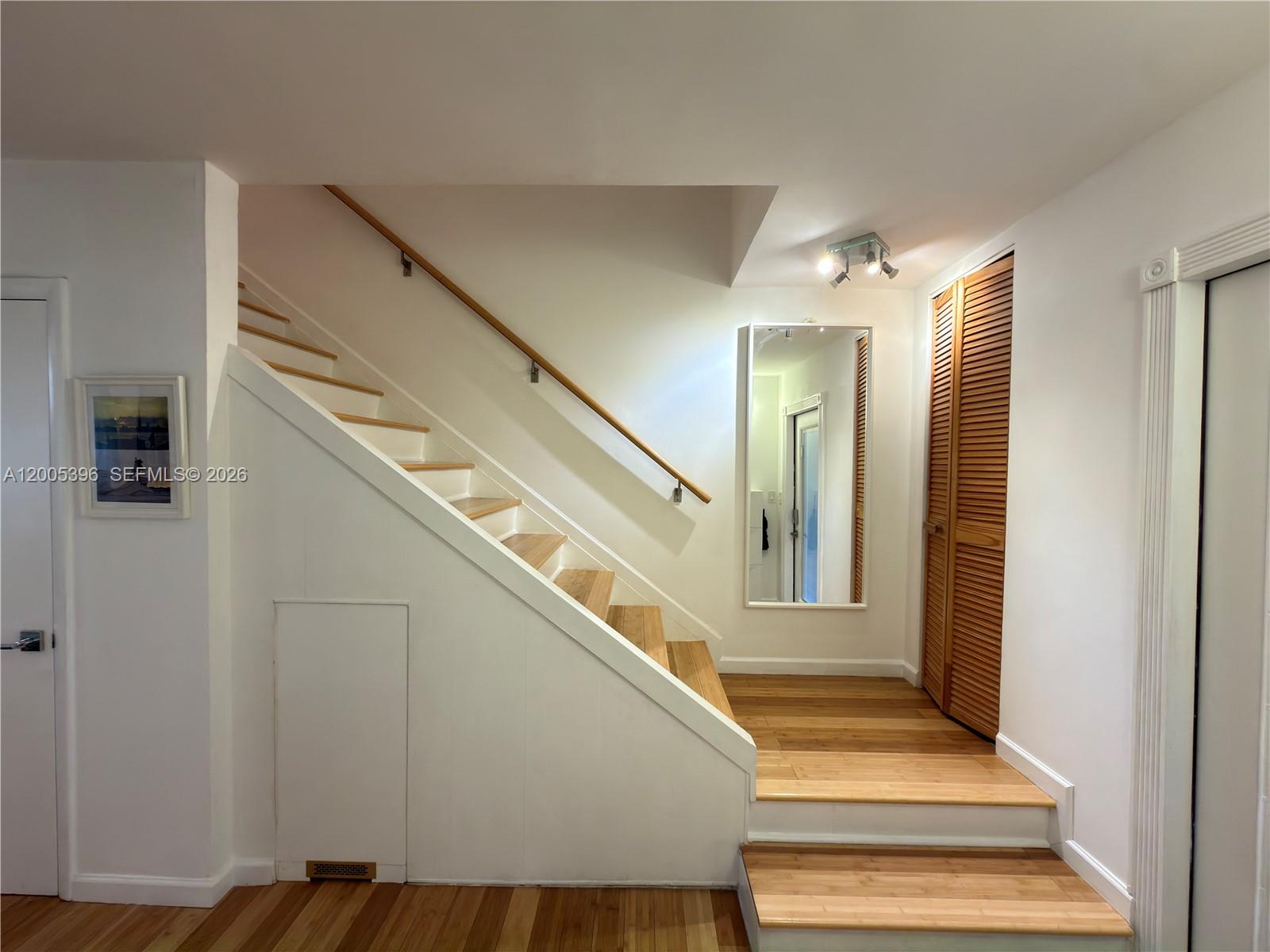 DESOTO PARK NORTH CONDO - Residential Lease