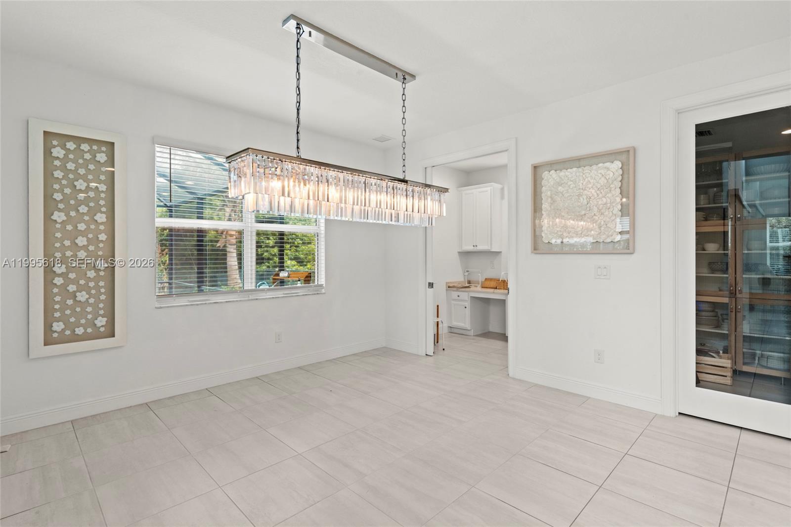 BANYAN BAY - Residential