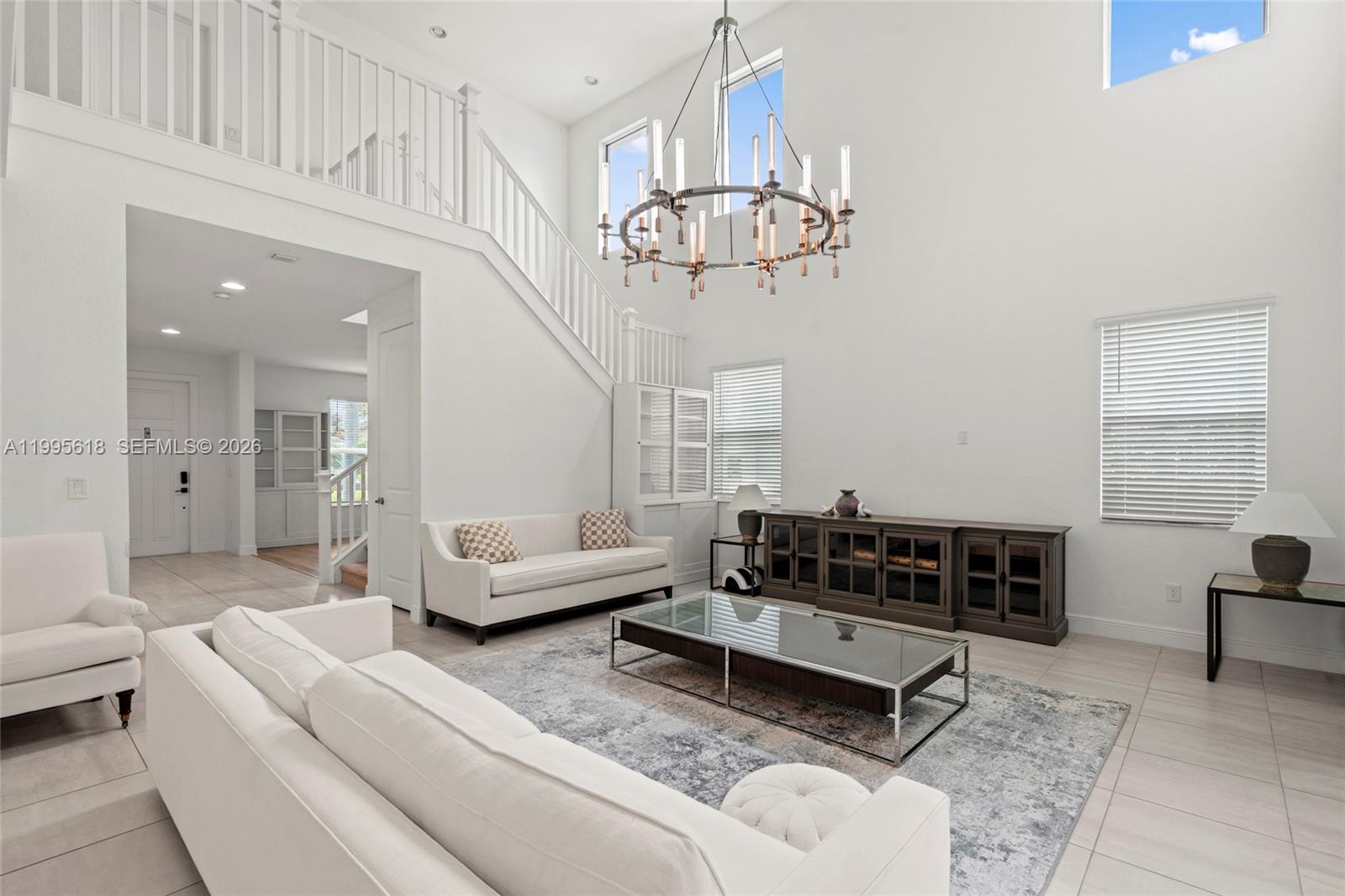 BANYAN BAY - Residential