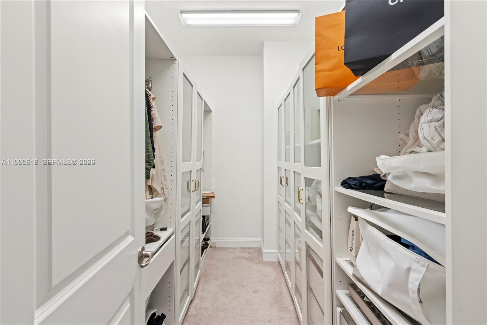 BANYAN BAY - Residential