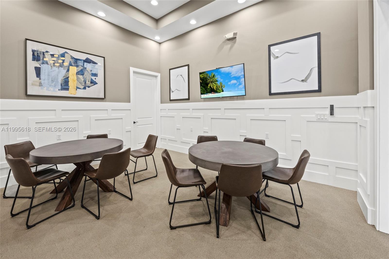 BANYAN BAY - Residential