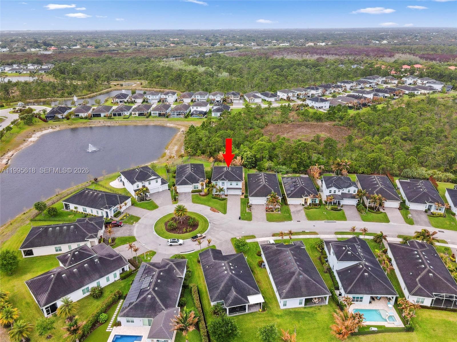 BANYAN BAY - Residential