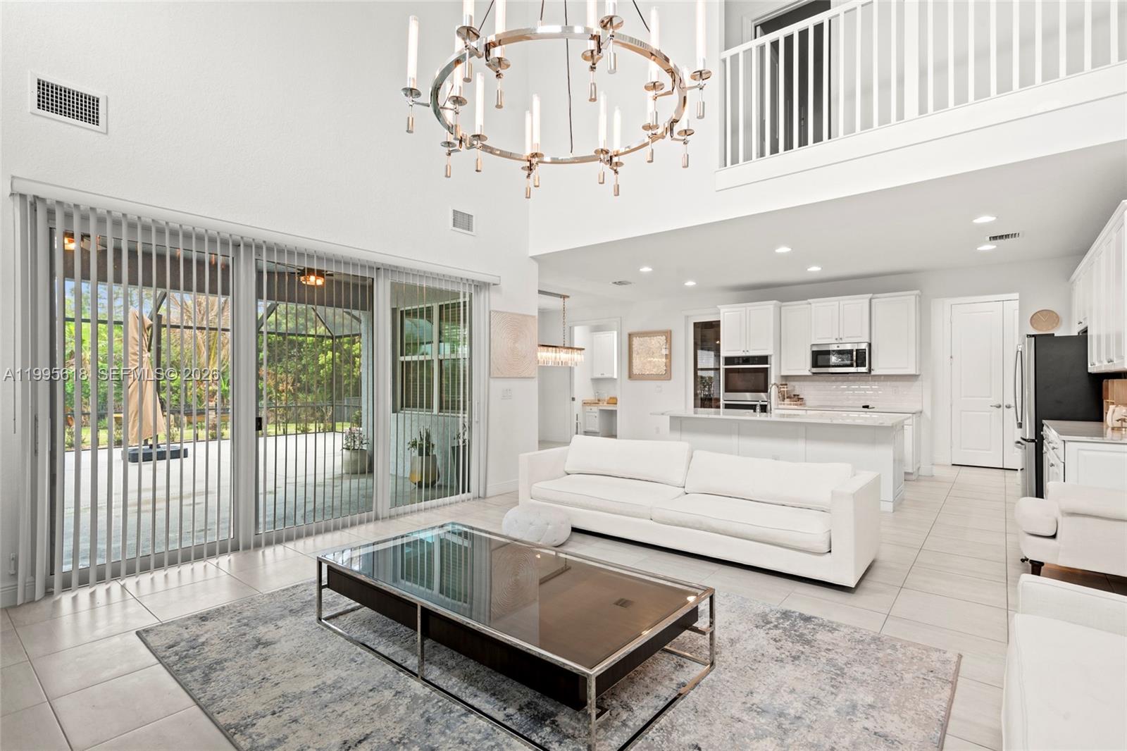 BANYAN BAY - Residential