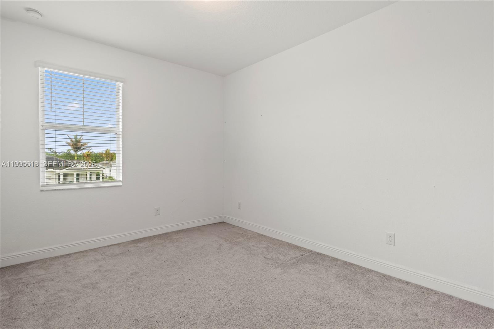 BANYAN BAY - Residential