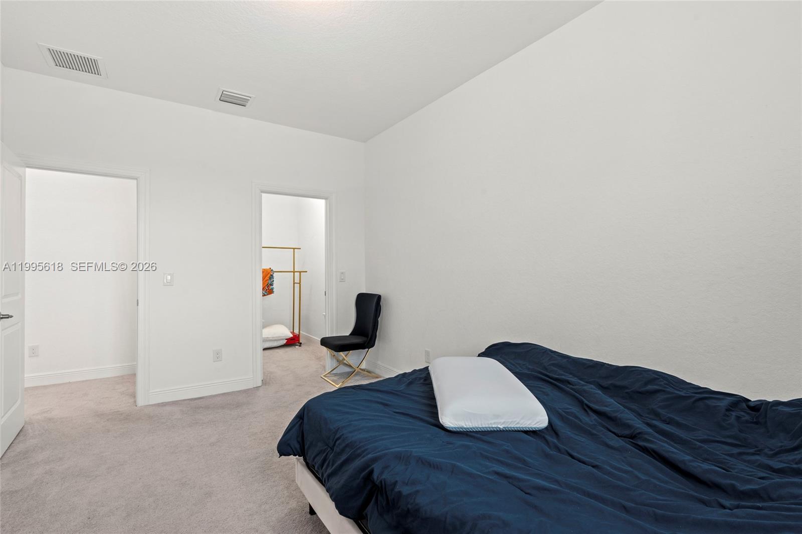 BANYAN BAY - Residential