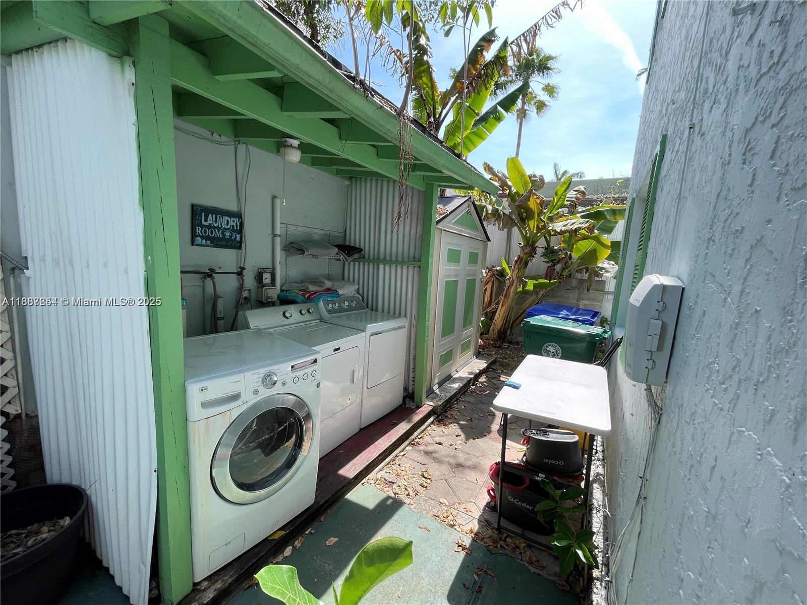 SPRING GARDEN - Residential Lease