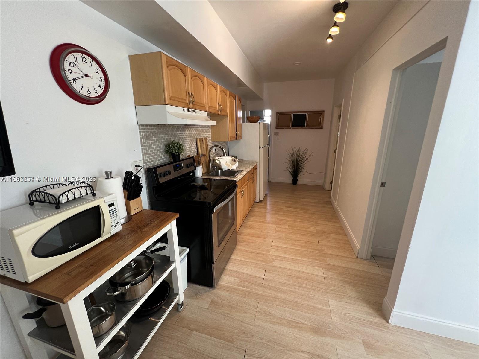 SPRING GARDEN - Residential Lease