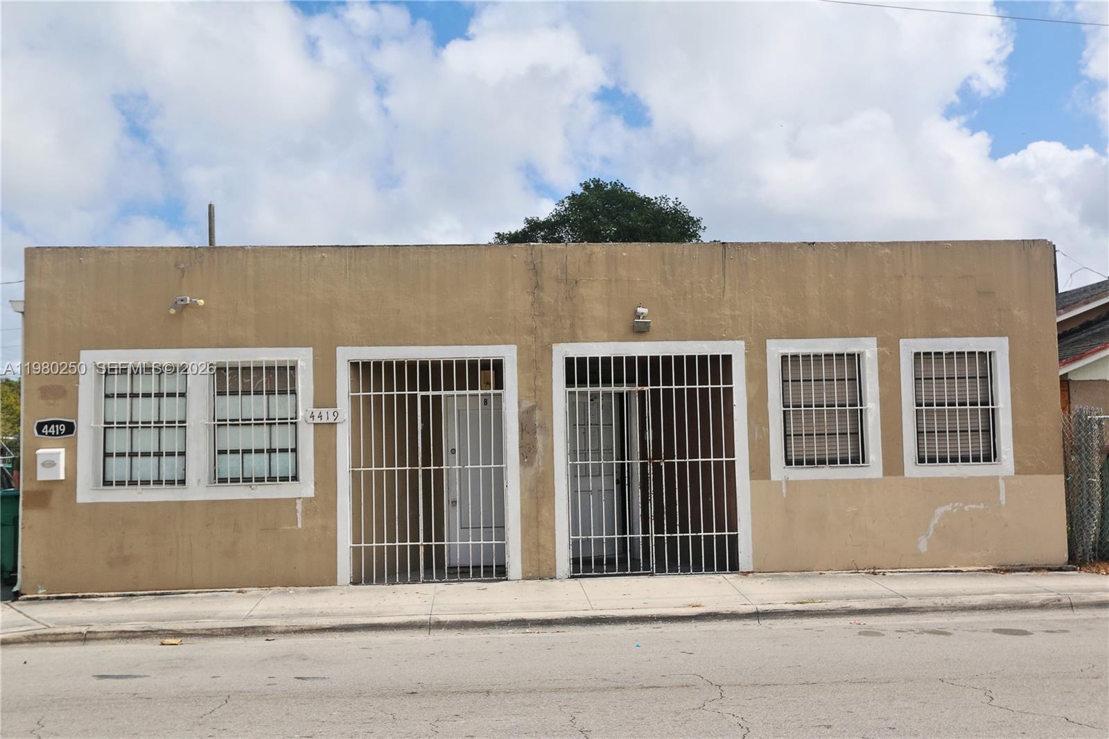 NORTH MIAMI ESTATES - Residential Income