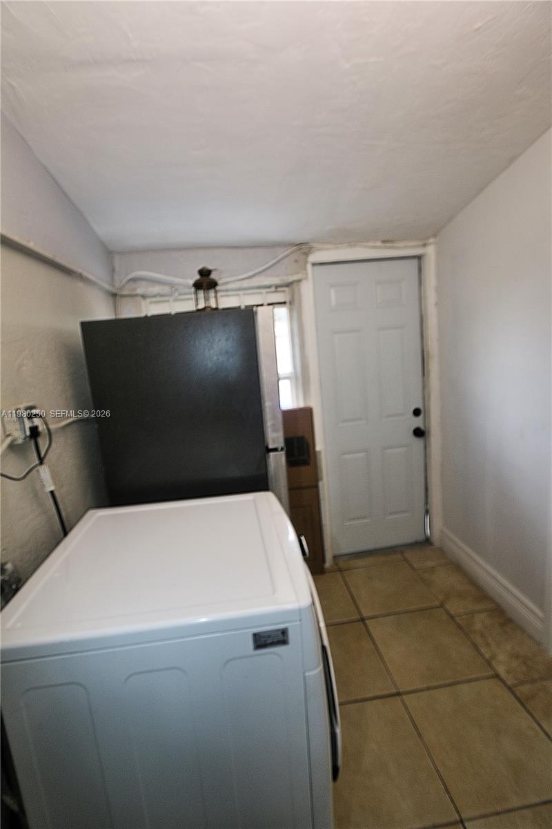 NORTH MIAMI ESTATES - Residential Income