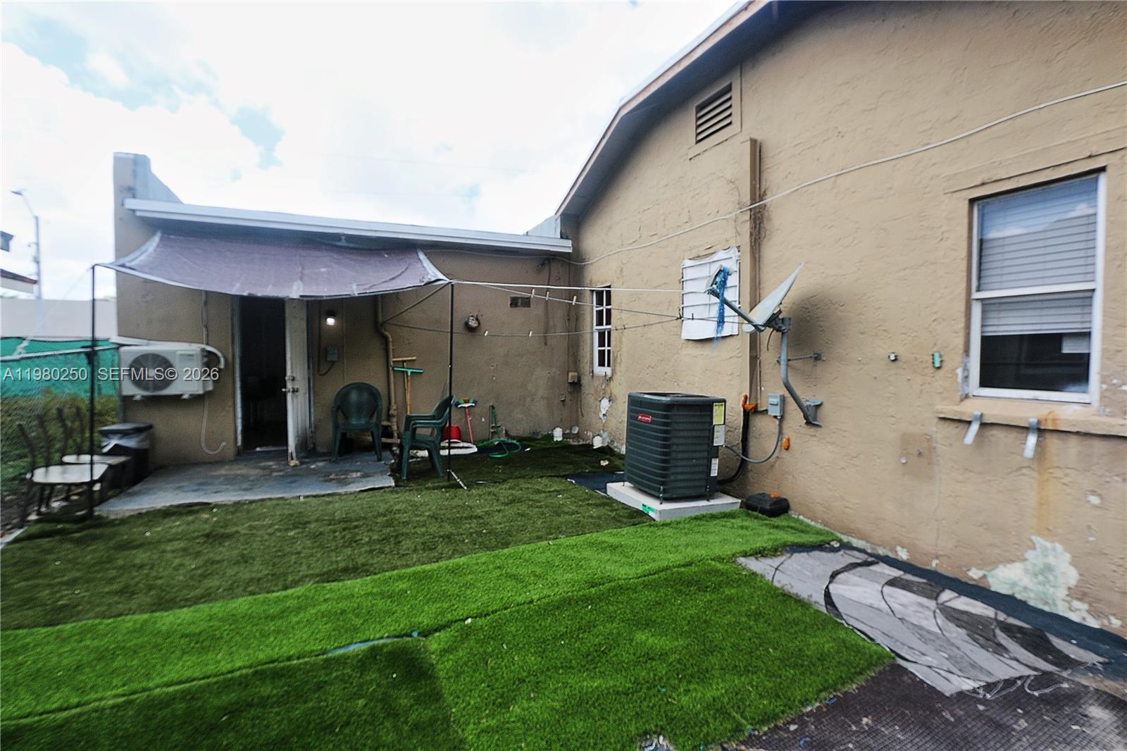 NORTH MIAMI ESTATES - Residential Income