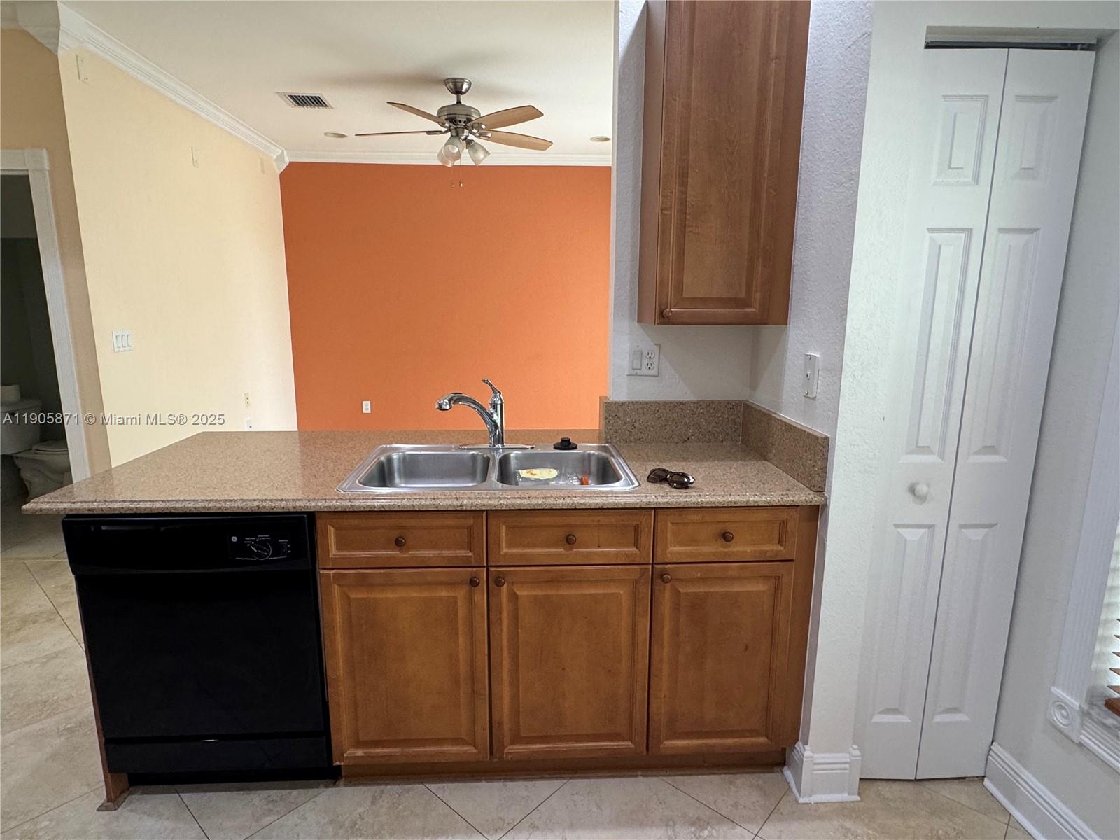 MERRICK PRESERVE CONDO - Residential Lease