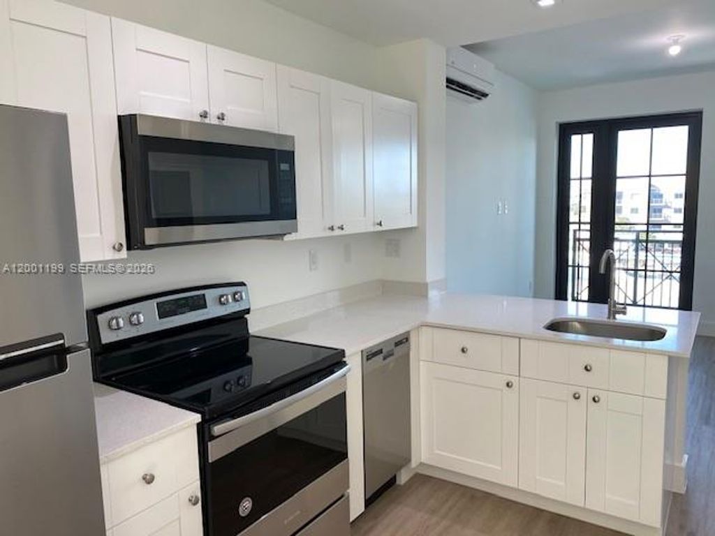 Photo of Davie, FL 33314 (MLS # A12001199)