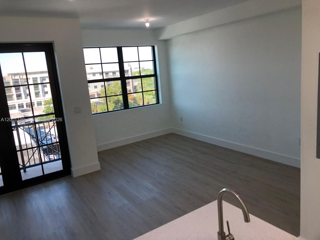 Photo of Davie, FL 33314 (MLS # A12001199)