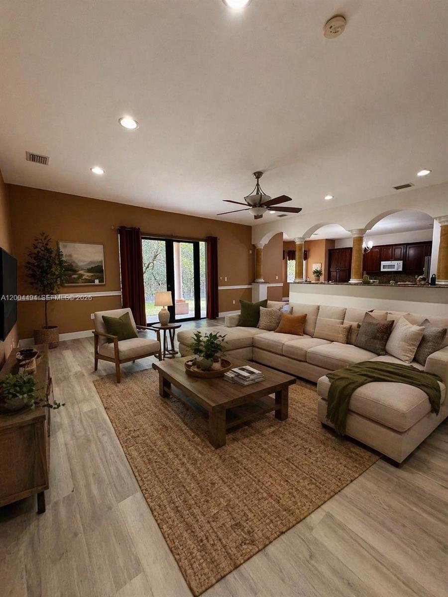 CUTLER CAY - Residential