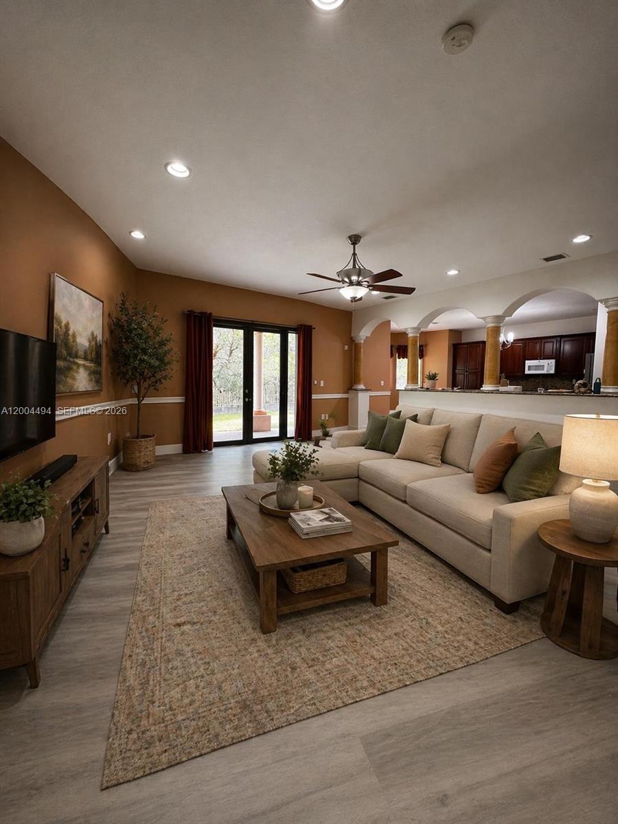 CUTLER CAY - Residential