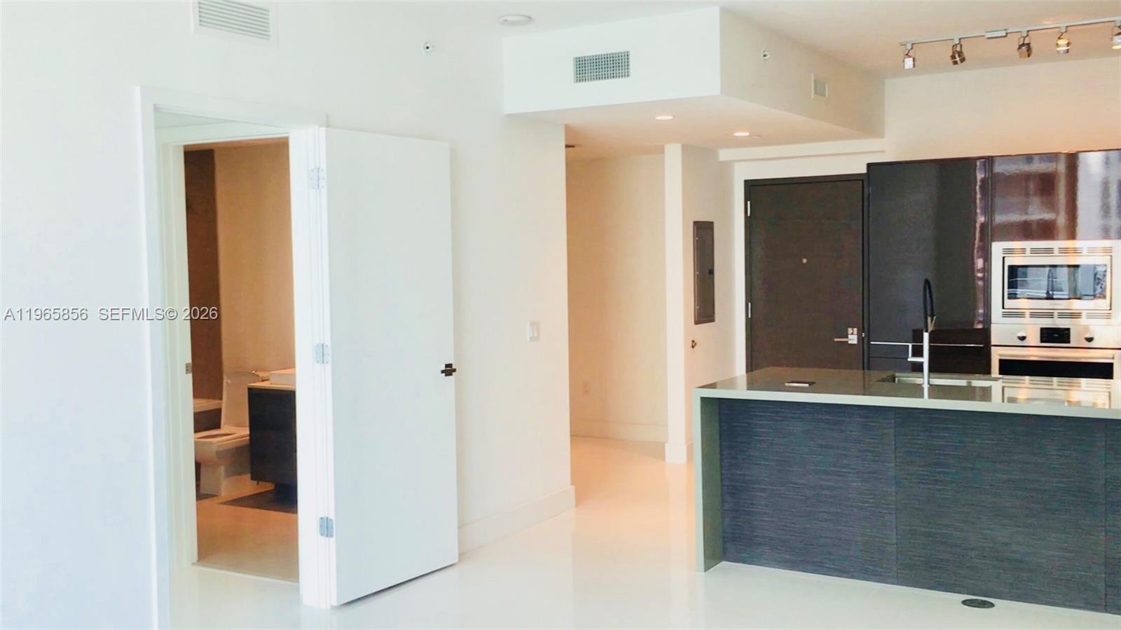 1080 Brickell Ave 2607