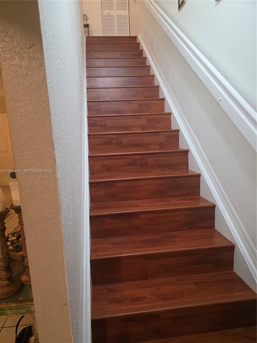 VILLAS CANARIAS CONDO - Residential