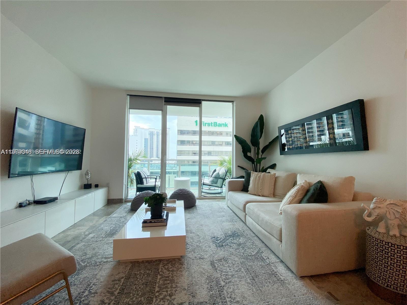 951 Brickell Ave 1205