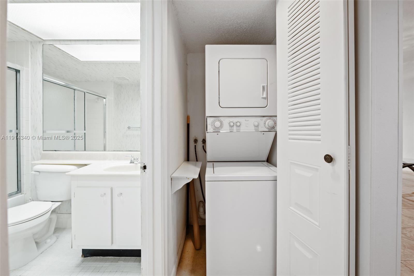 HAWTHORNE AT CENTURY VILL - Residential Lease