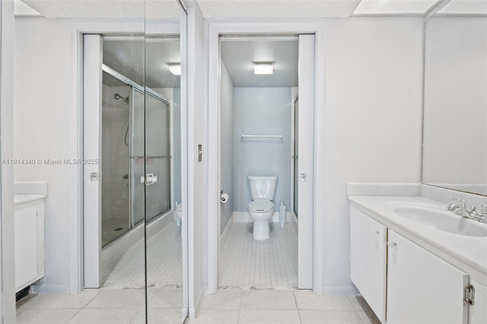 HAWTHORNE AT CENTURY VILL - Residential Lease