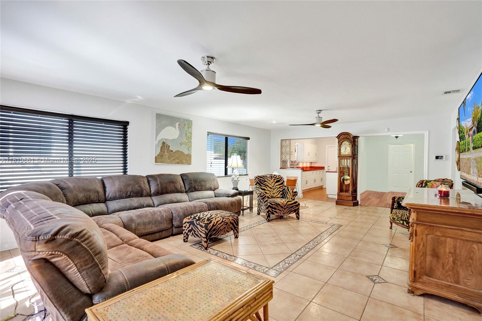 HOLLYWOOD SOUTH SIDE ADD - Residential