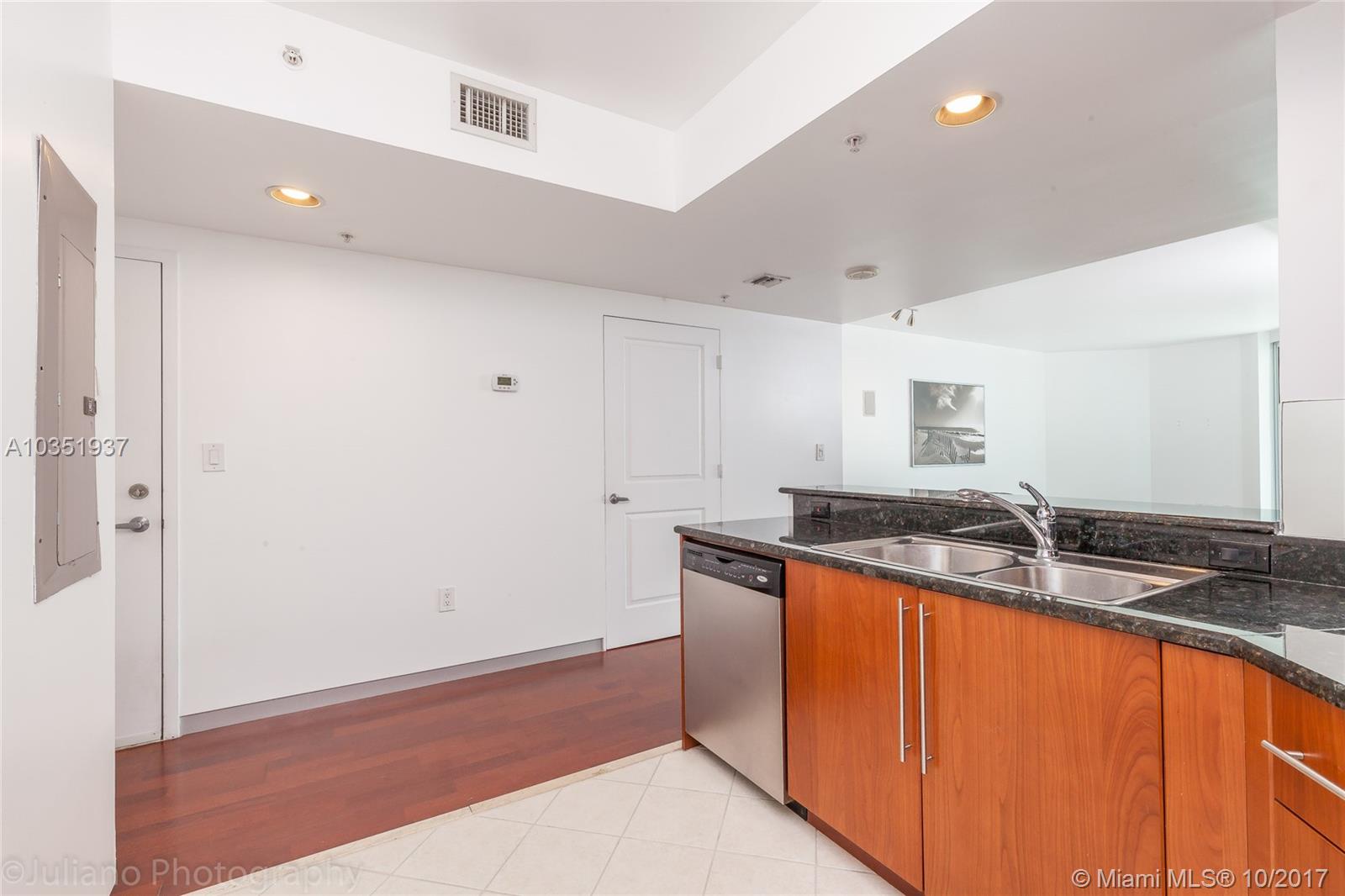 ESPLANADE ON THE NEW RIVE - Residential Lease