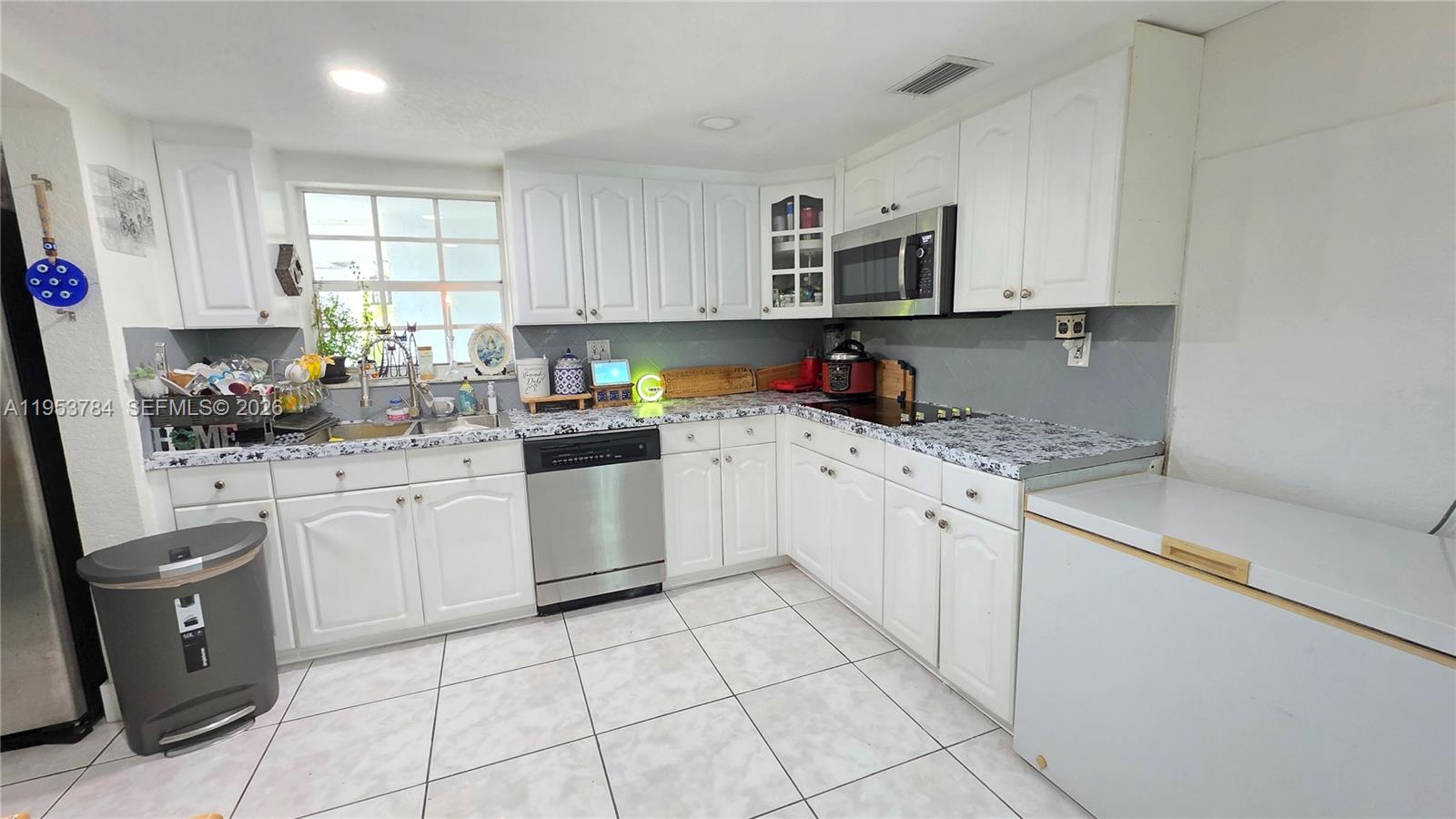 SOUTHERN ESTS 4TH ADDN - Residential