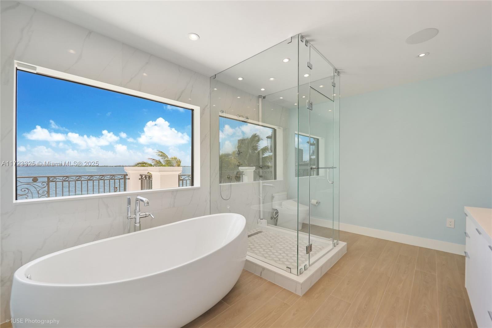 BISCAYNE ISL - Residential