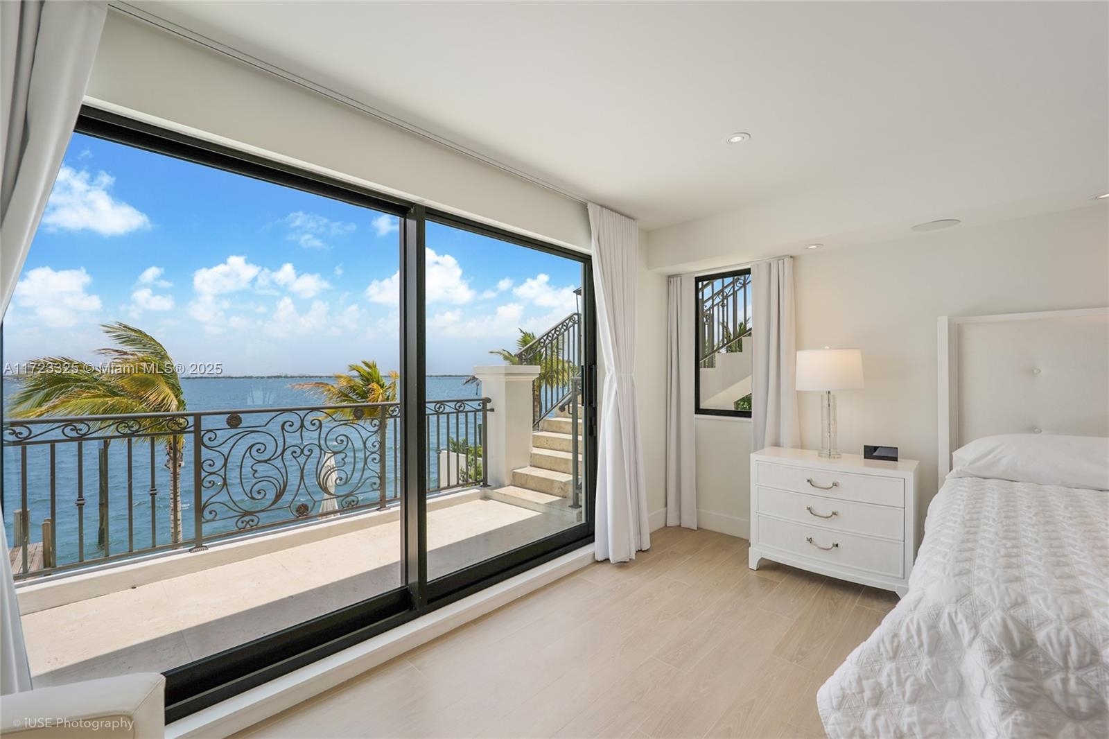 BISCAYNE ISL - Residential
