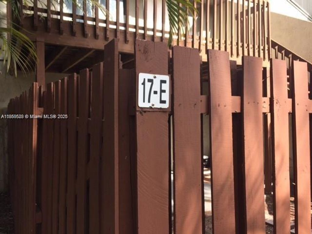 Photo of 17 Crossings Cir #E, Boynton Beach, FL 33435 (MLS # A11850528)